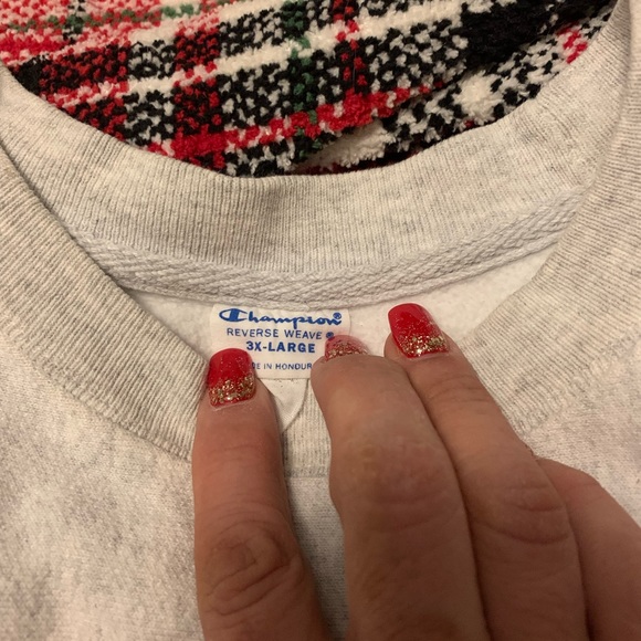 Sweatshirt by champion university of Hartford 2x - Picture 3 of 3